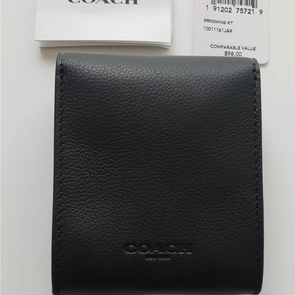 COACH Grooming Kit - Picture 1 of 6